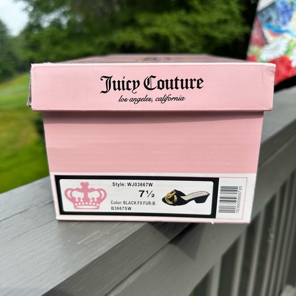 Juicy Couture Zumi Black and Gold Shoes with Elegant Metallic Straps- Size 7.5 - Picture 7 of 8